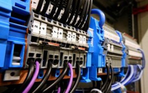 mongodb怎么将字段设置为主键