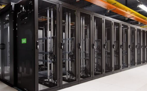 柜式服务器数据中心，下一代高效能计算解决方案？